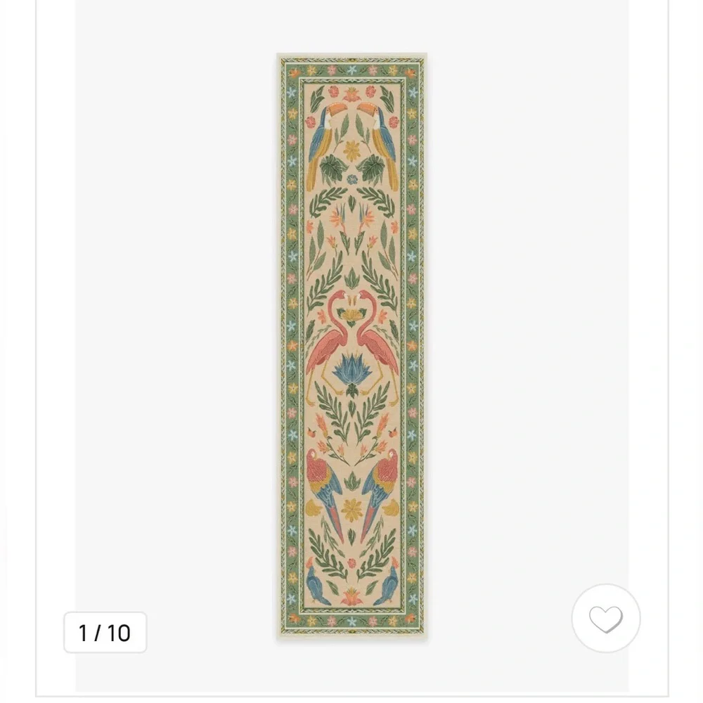 Washable runner rug in parrot bird pattern